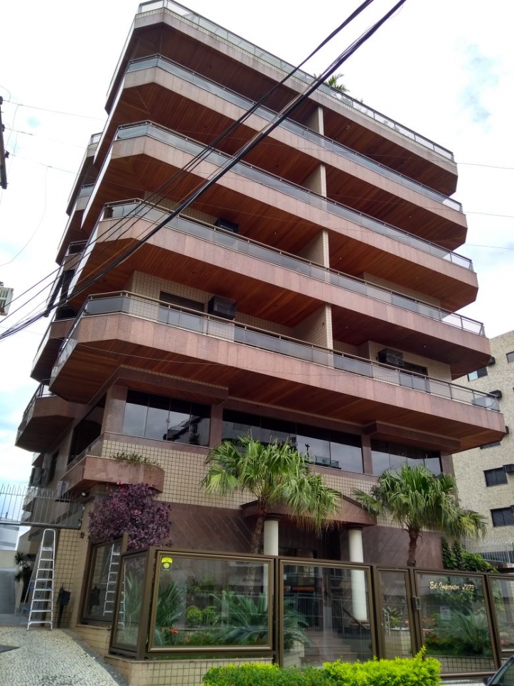 Cobertura à venda com 4 quartos, 210m² - Foto 1