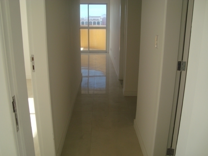 Apartamento à venda com 2 quartos, 81m² - Foto 3