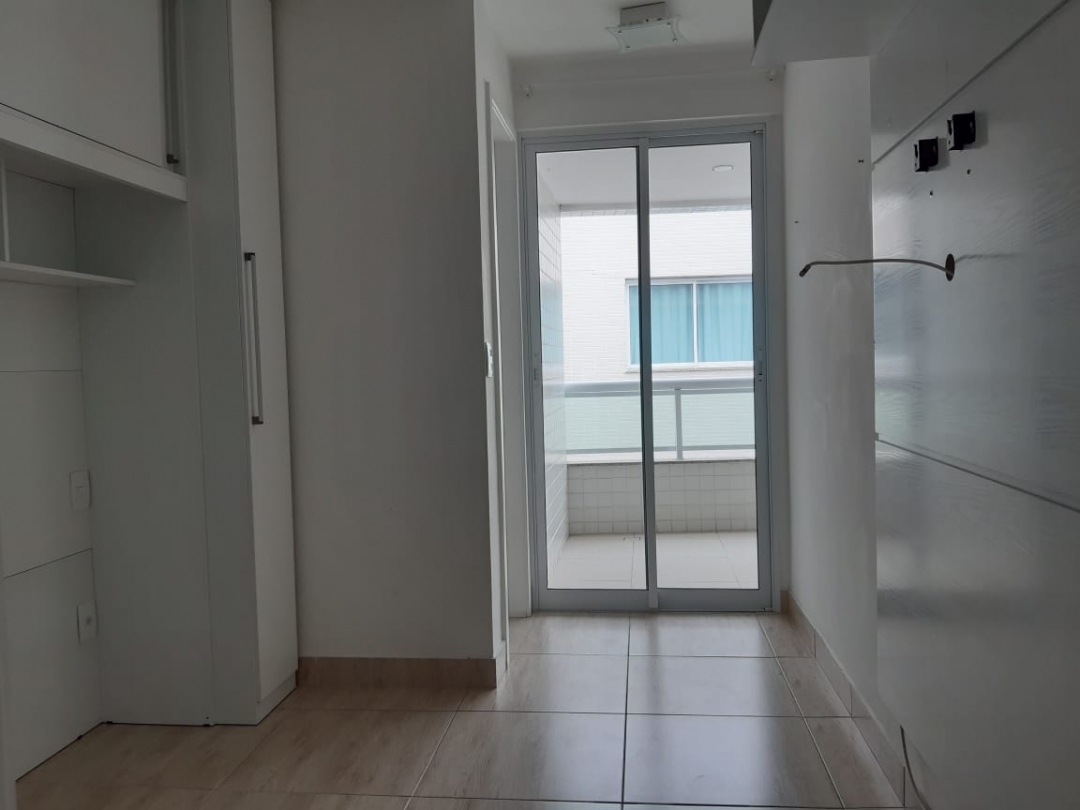 Cobertura à venda com 2 quartos, 70m² - Foto 8