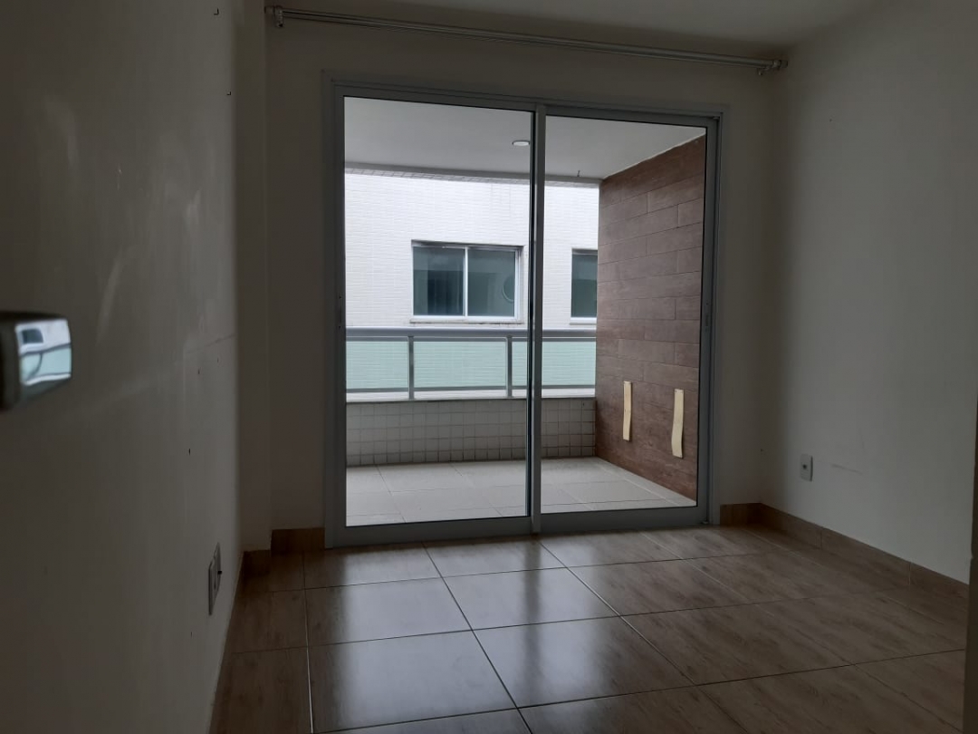 Cobertura à venda com 2 quartos, 70m² - Foto 4