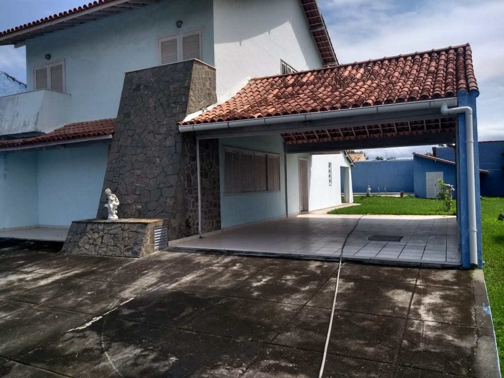 Casa à venda com 5 quartos, 450m² - Foto 2