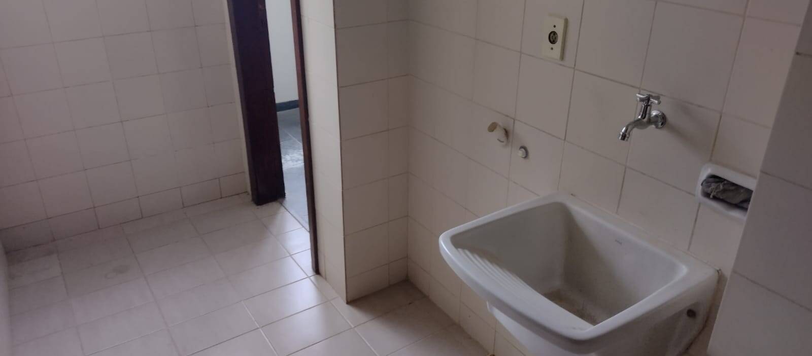 Apartamento à venda com 3 quartos, 83m² - Foto 22