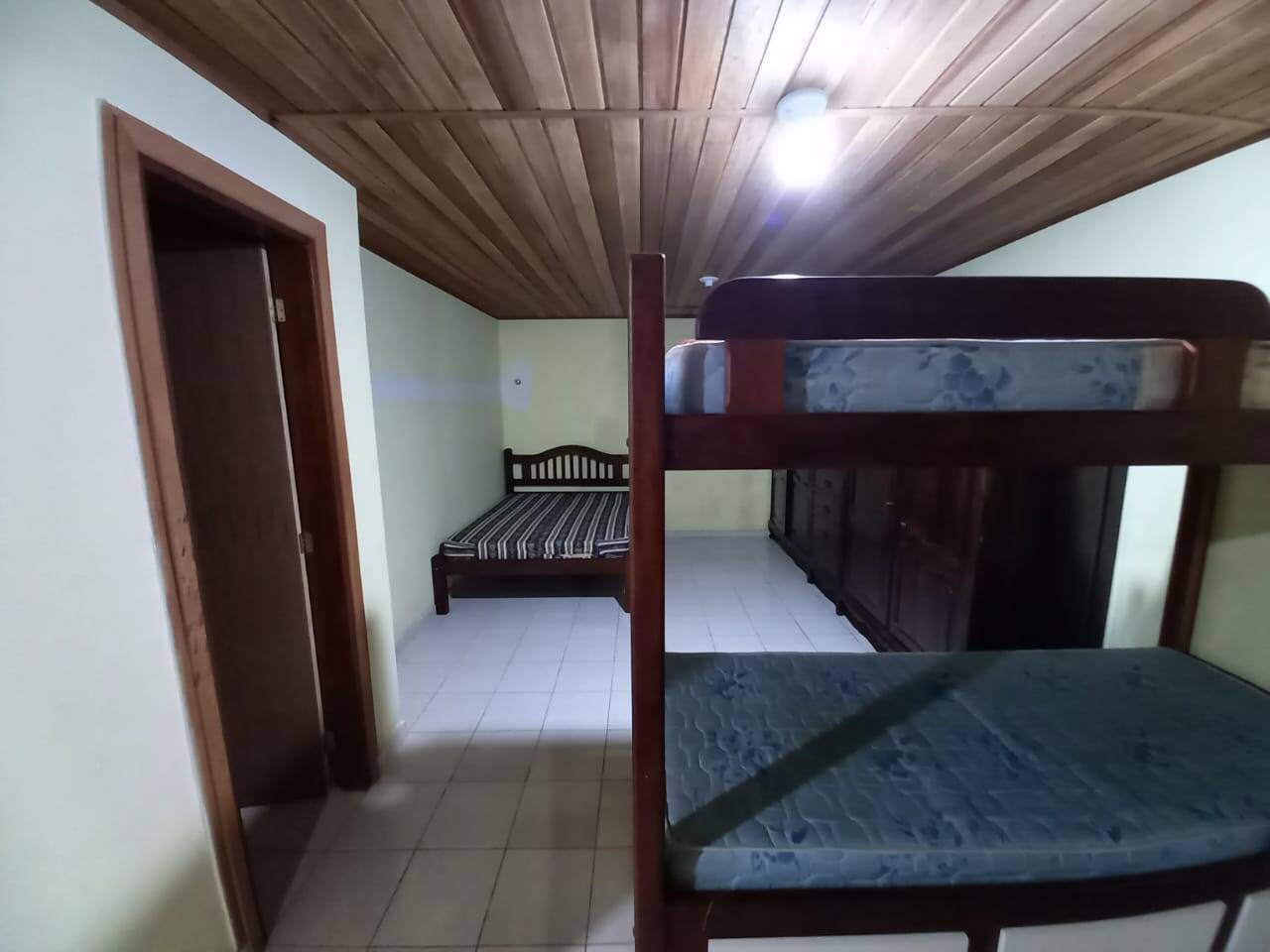 Casa de Condomínio à venda com 4 quartos, 207m² - Foto 11