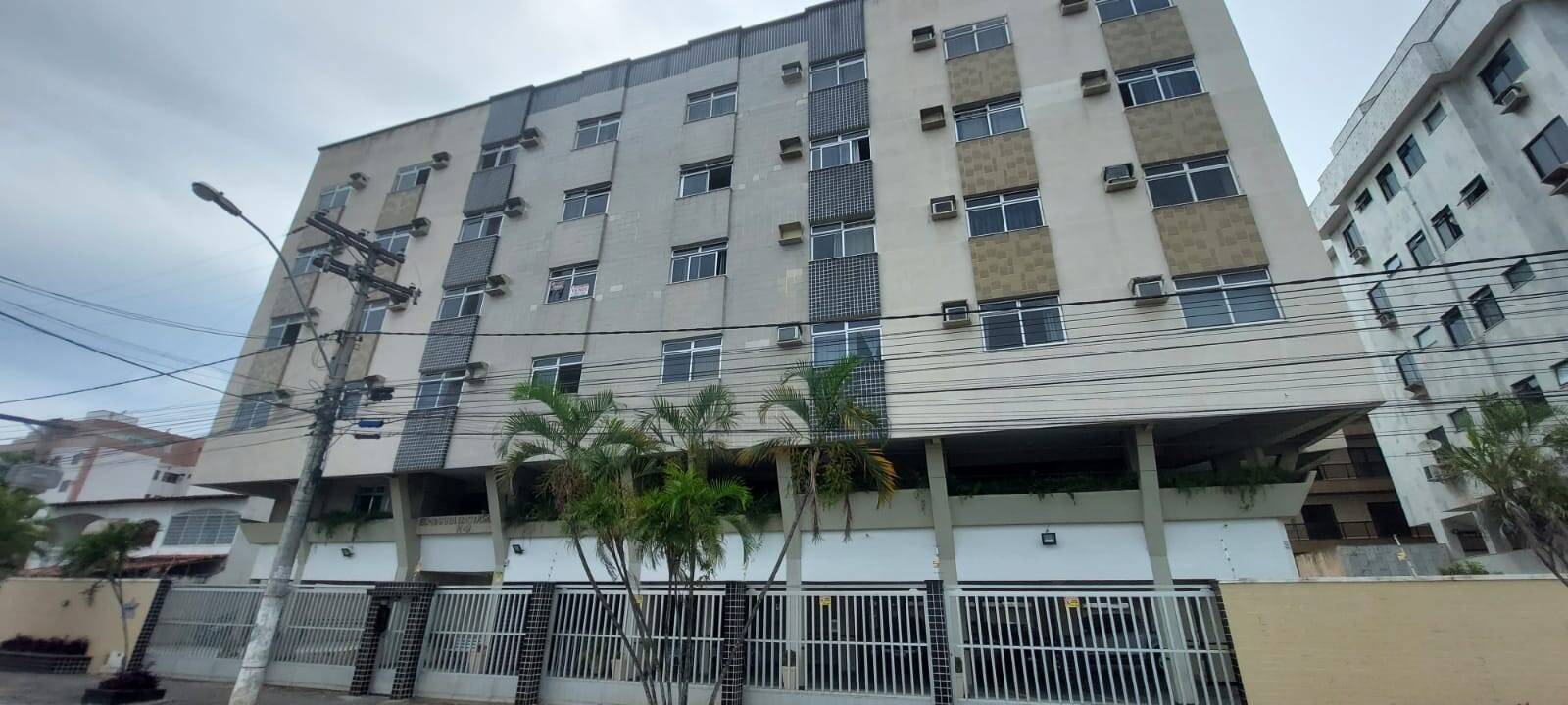 Apartamento à venda com 2 quartos, 96m² - Foto 1