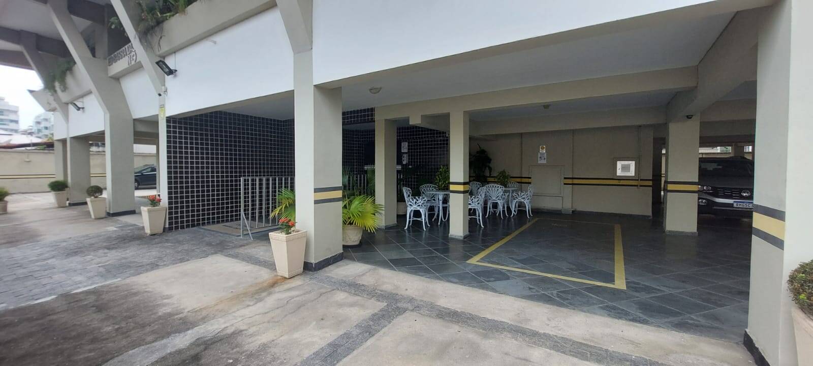 Apartamento à venda com 2 quartos, 96m² - Foto 3