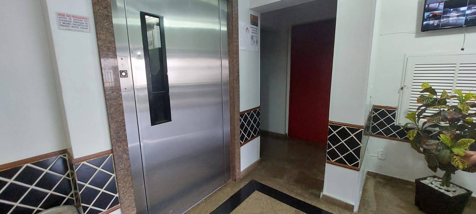 Apartamento à venda com 2 quartos, 96m² - Foto 7