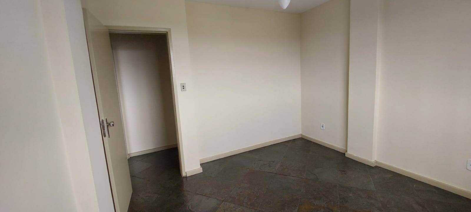 Apartamento à venda com 2 quartos, 96m² - Foto 17