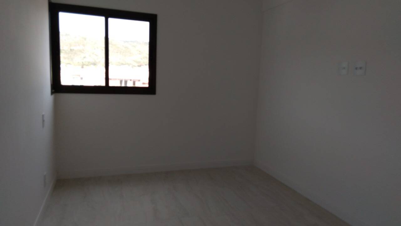 Apartamento à venda com 2 quartos, 64m² - Foto 22