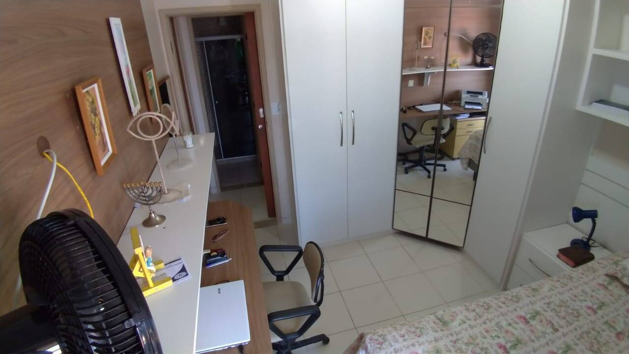 Apartamento à venda com 2 quartos, 75m² - Foto 20