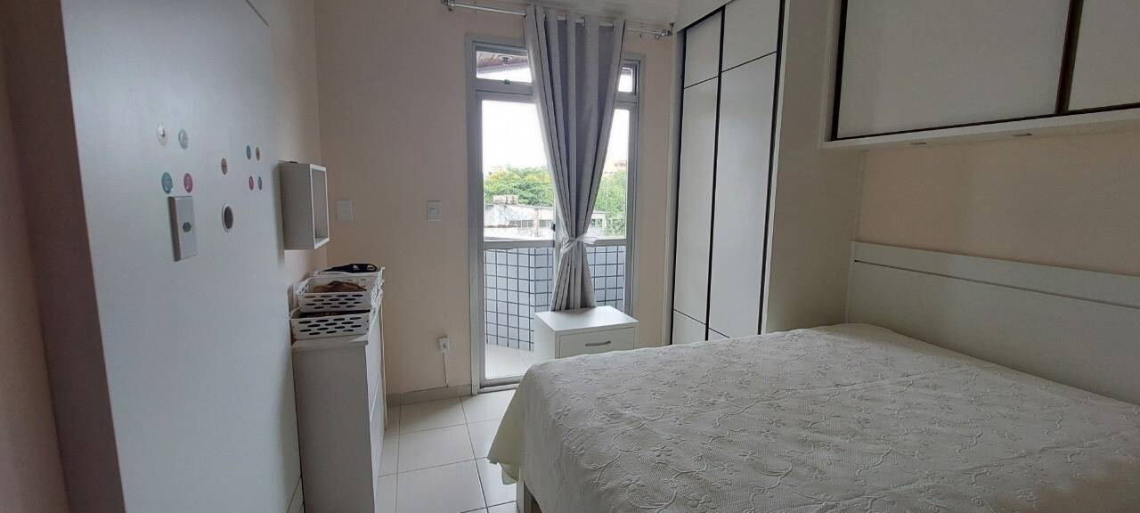 Apartamento à venda com 2 quartos, 75m² - Foto 15