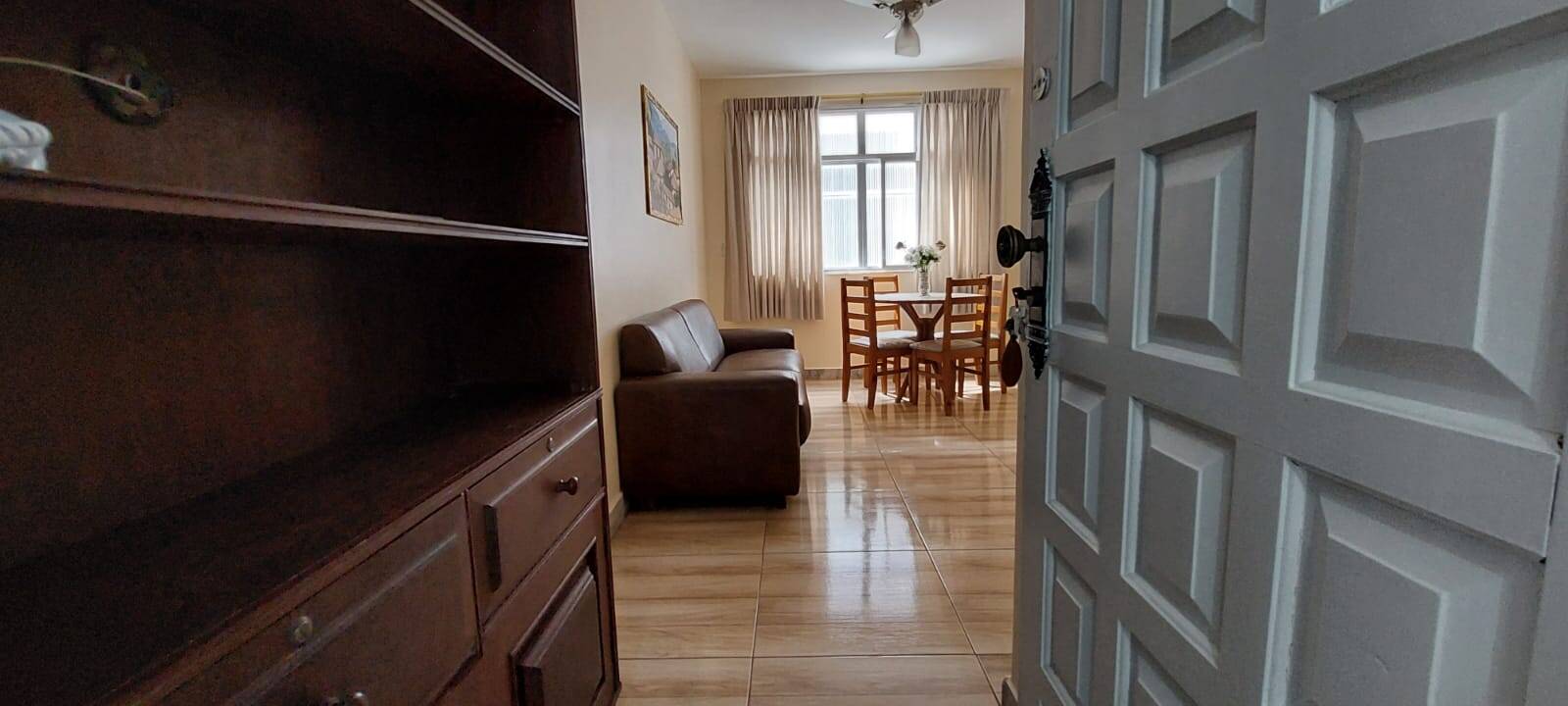 Apartamento à venda com 2 quartos, 72m² - Foto 4