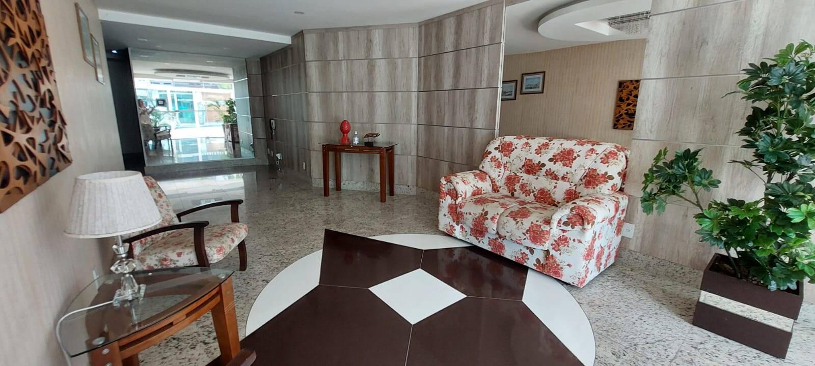 Cobertura à venda com 3 quartos, 210m² - Foto 2