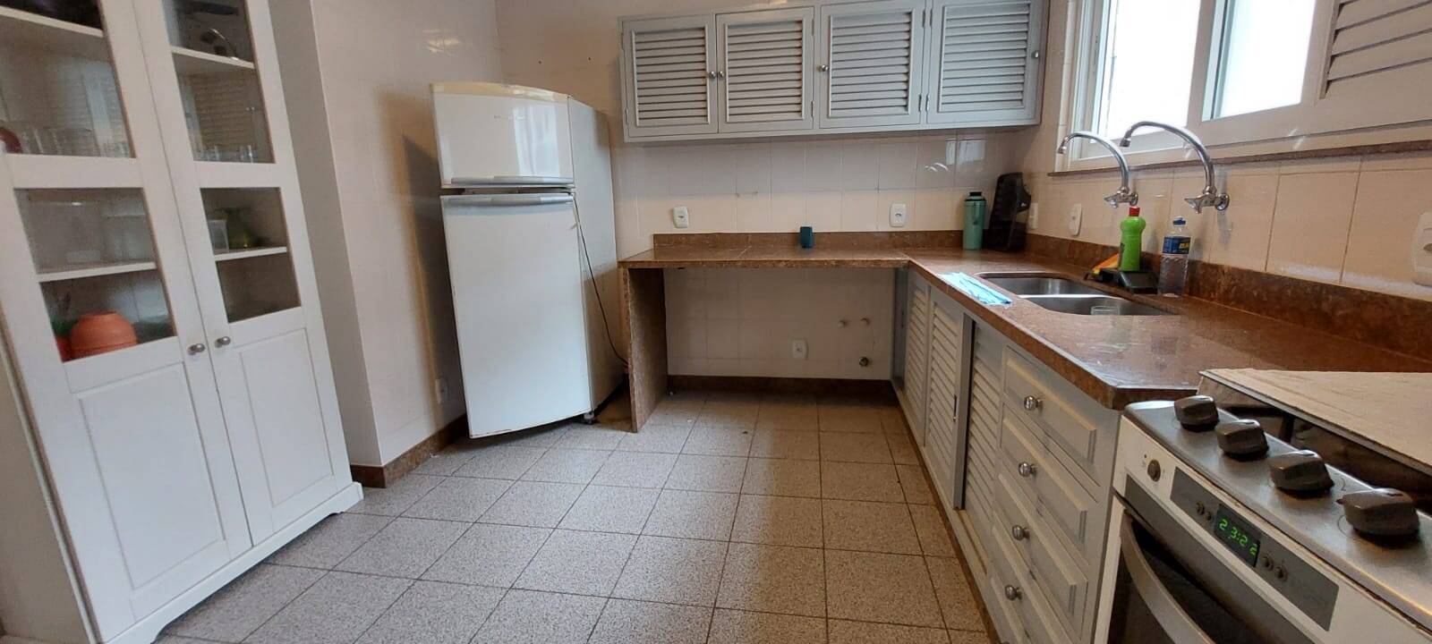 Apartamento à venda com 4 quartos, 142m² - Foto 17