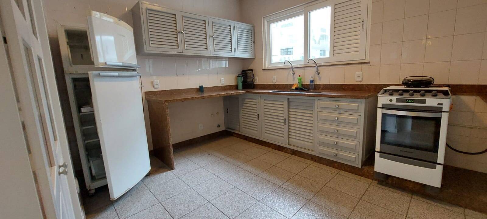 Apartamento à venda com 4 quartos, 142m² - Foto 16