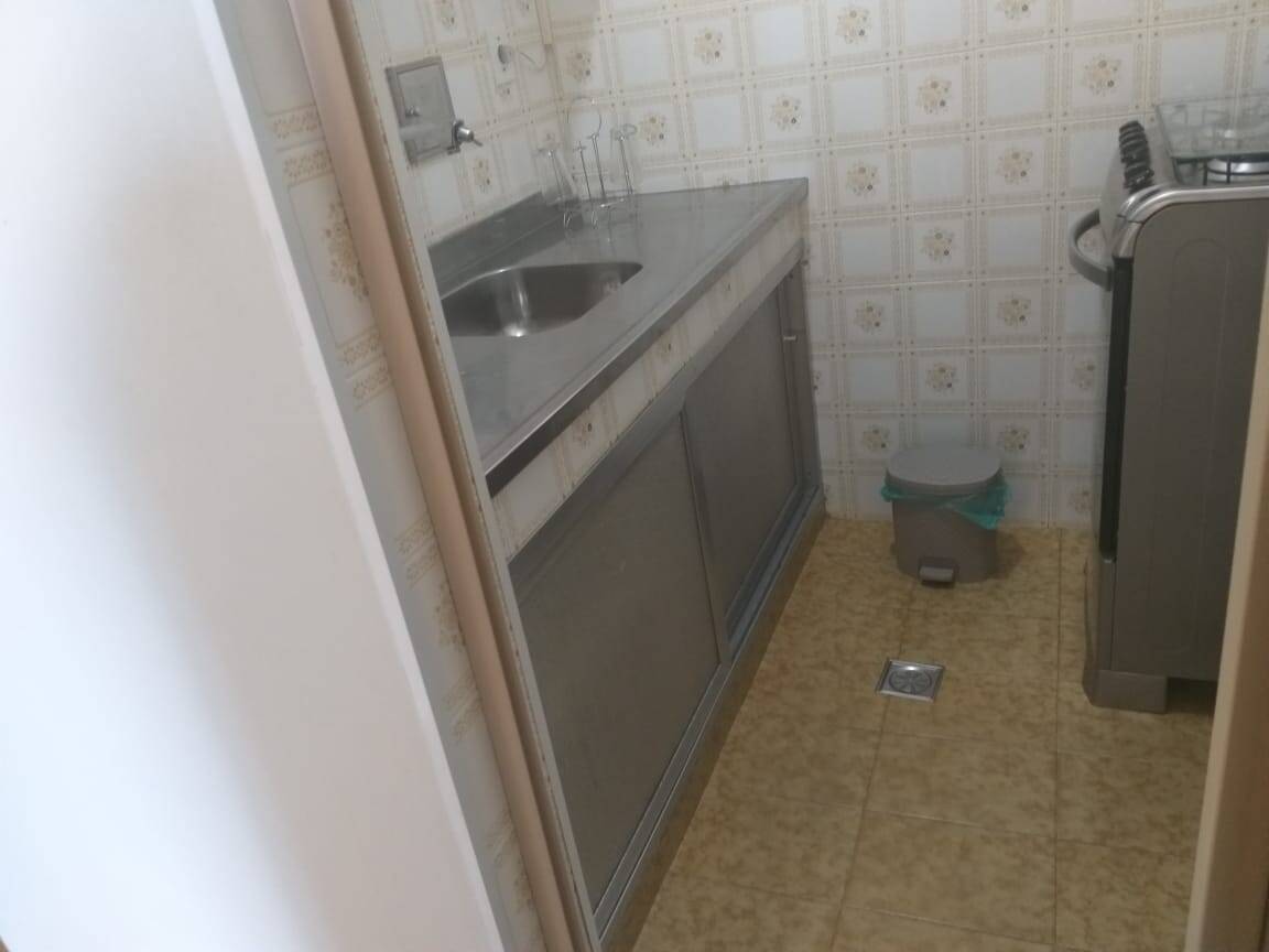 Apartamento à venda com 1 quarto, 40m² - Foto 7