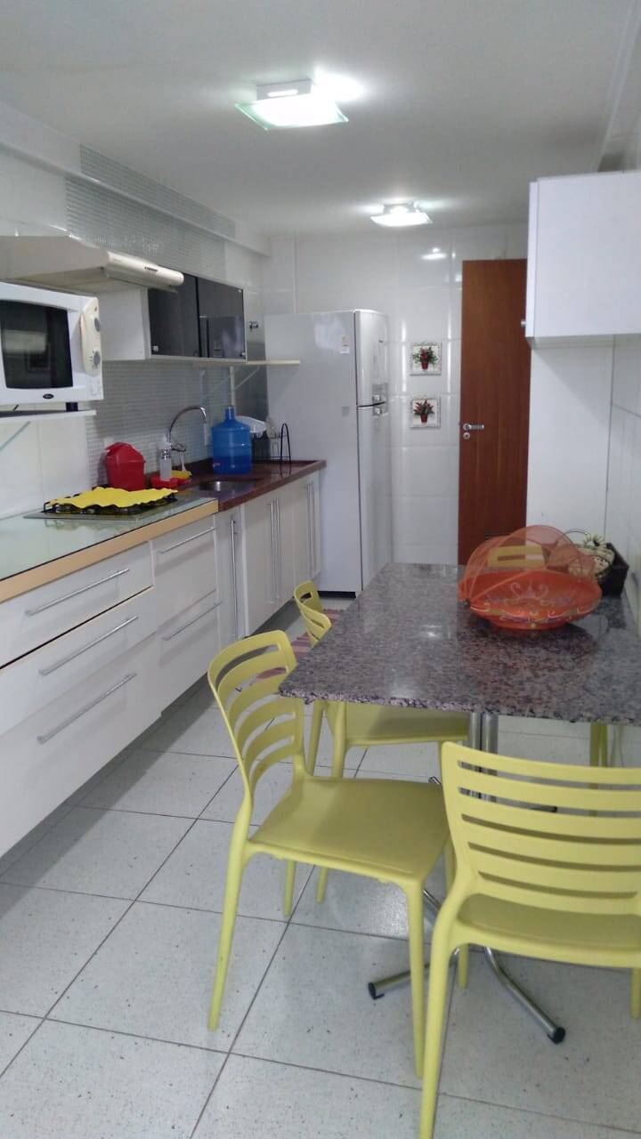 Apartamento à venda com 2 quartos, 98m² - Foto 13