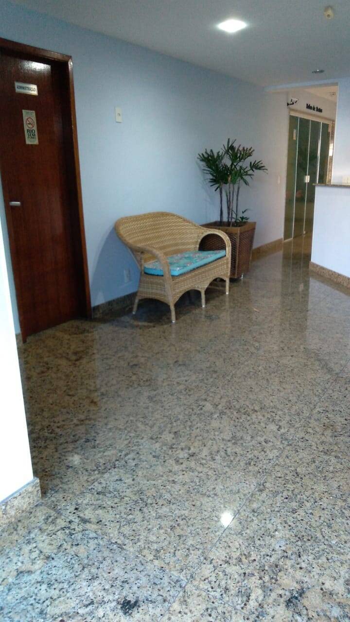 Apartamento à venda com 2 quartos, 98m² - Foto 2