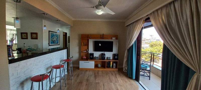 Apartamento à venda com 2 quartos, 95m² - Foto 3