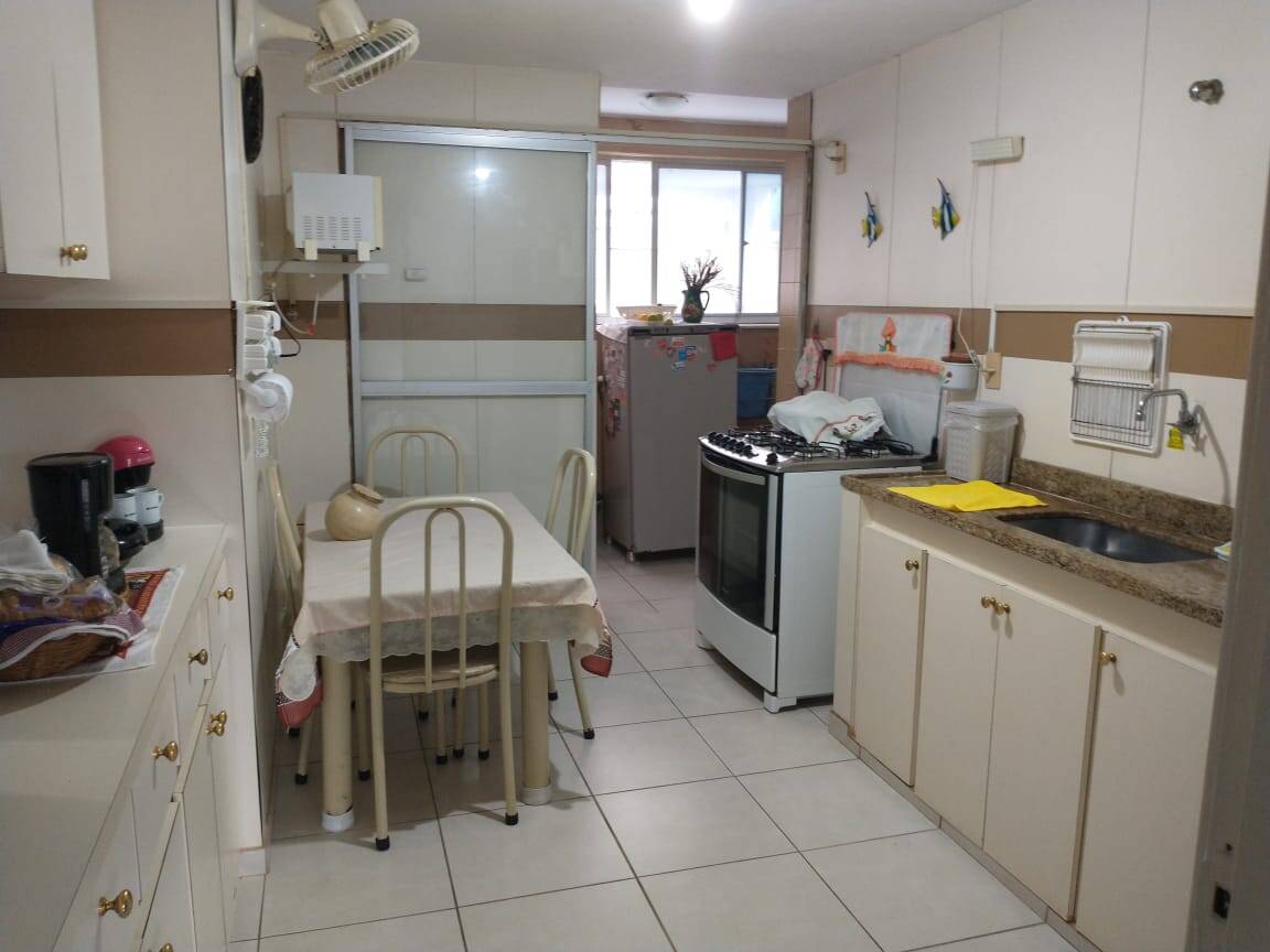 Apartamento à venda com 2 quartos, 132m² - Foto 18