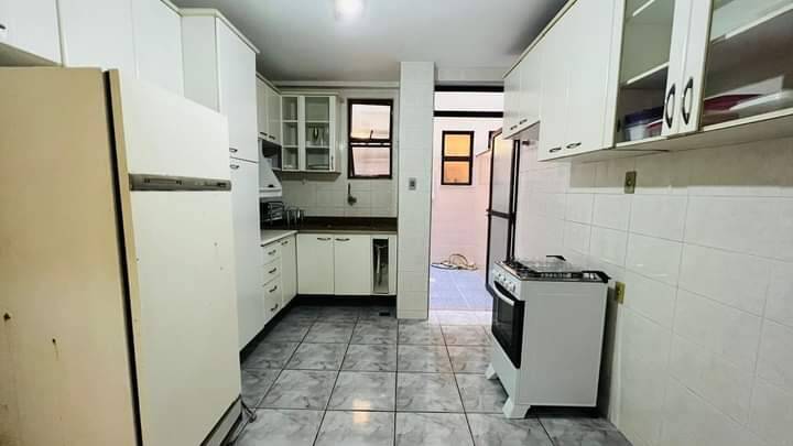 Apartamento à venda com 3 quartos, 128m² - Foto 19