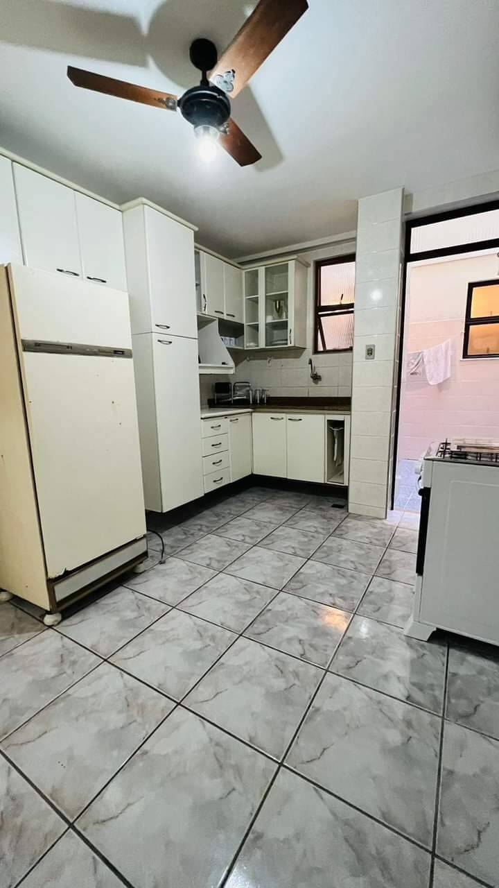 Apartamento à venda com 3 quartos, 128m² - Foto 18