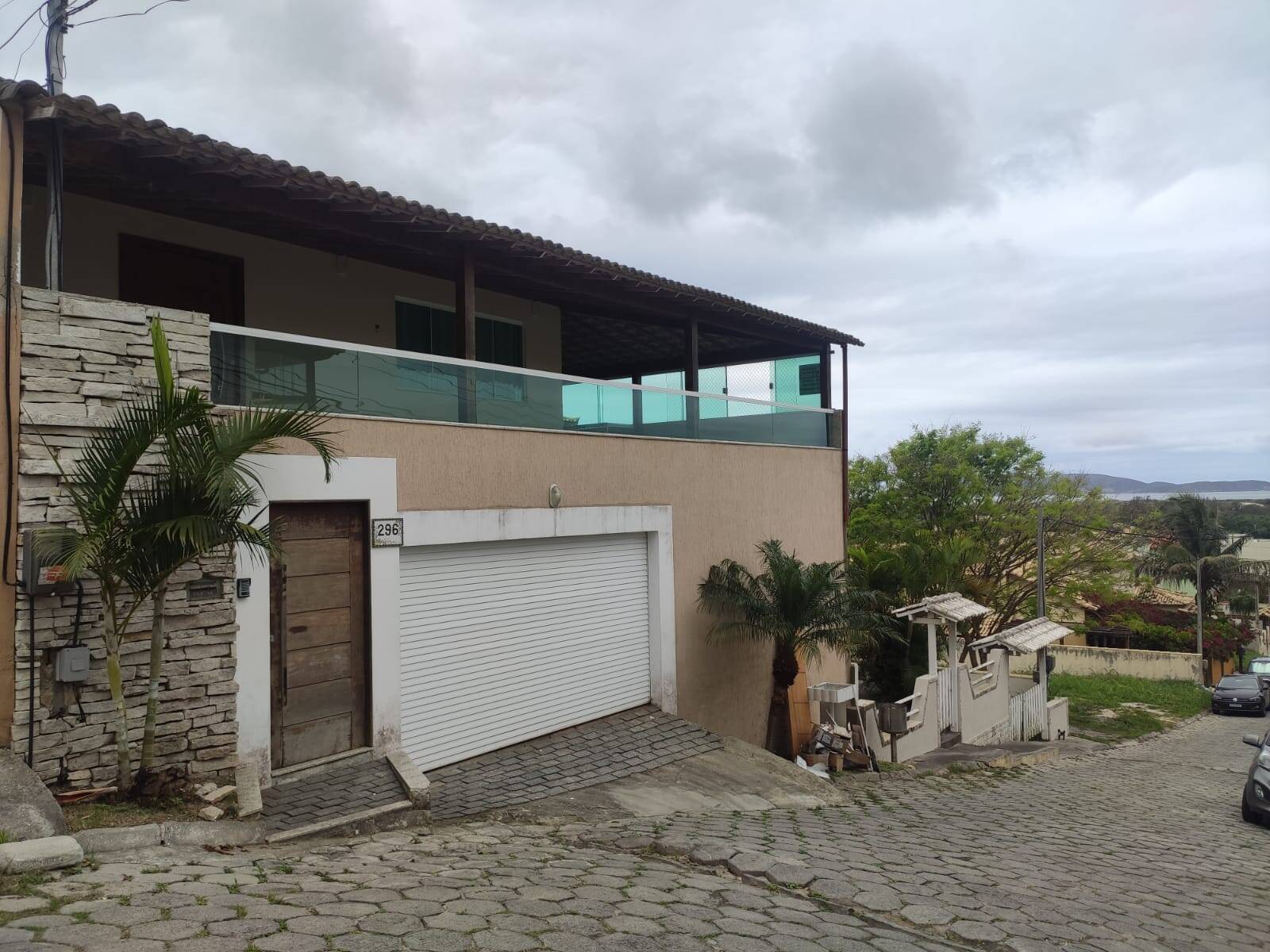 Casa de Condomínio à venda com 3 quartos, 299m² - Foto 1