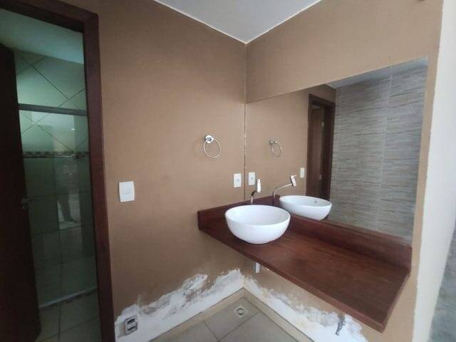 Casa de Condomínio à venda com 3 quartos, 299m² - Foto 30