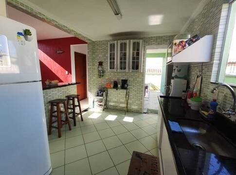 Casa de Condomínio à venda com 4 quartos, 180m² - Foto 4