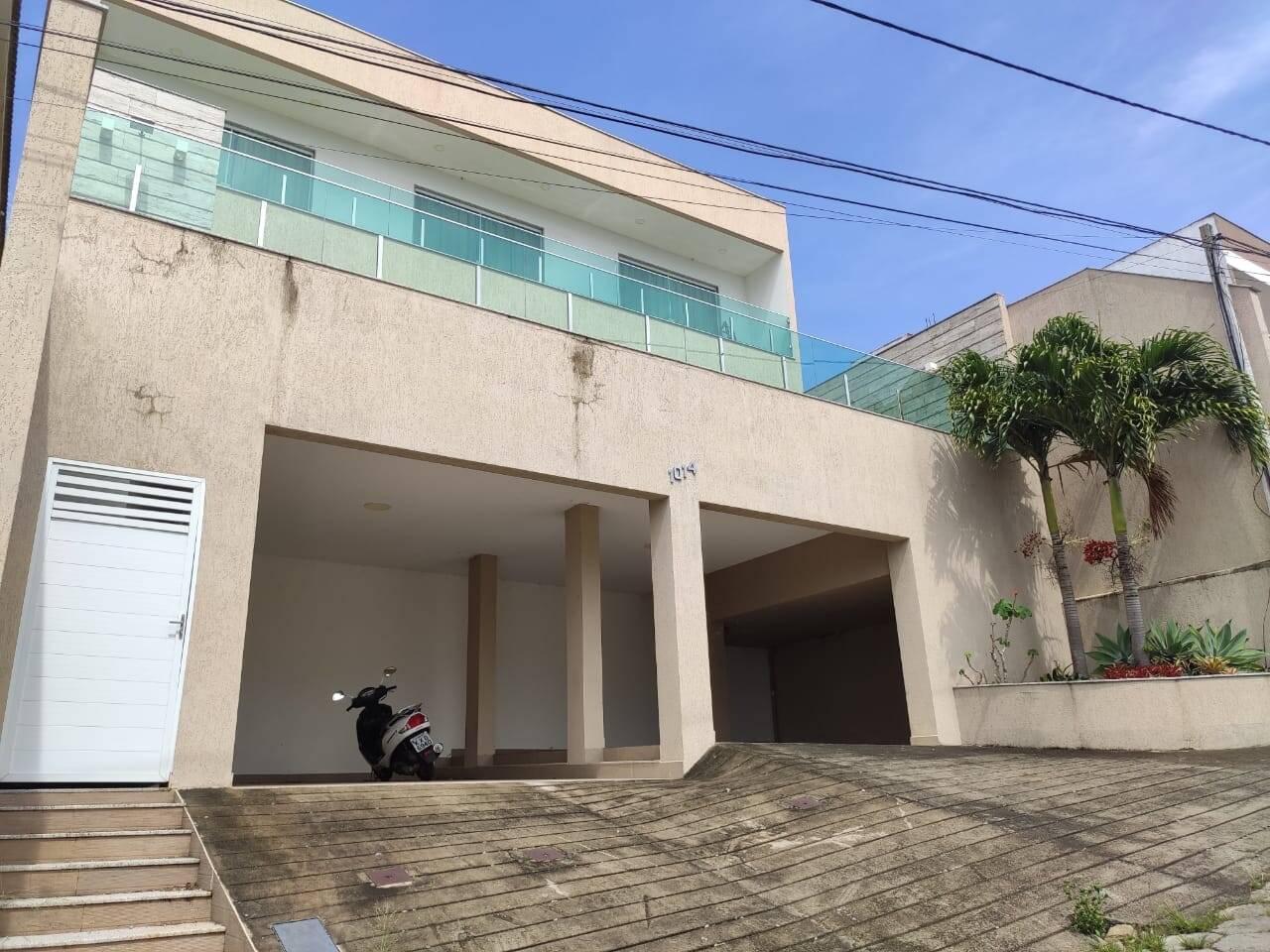 Casa de Condomínio à venda com 4 quartos, 180m² - Foto 2