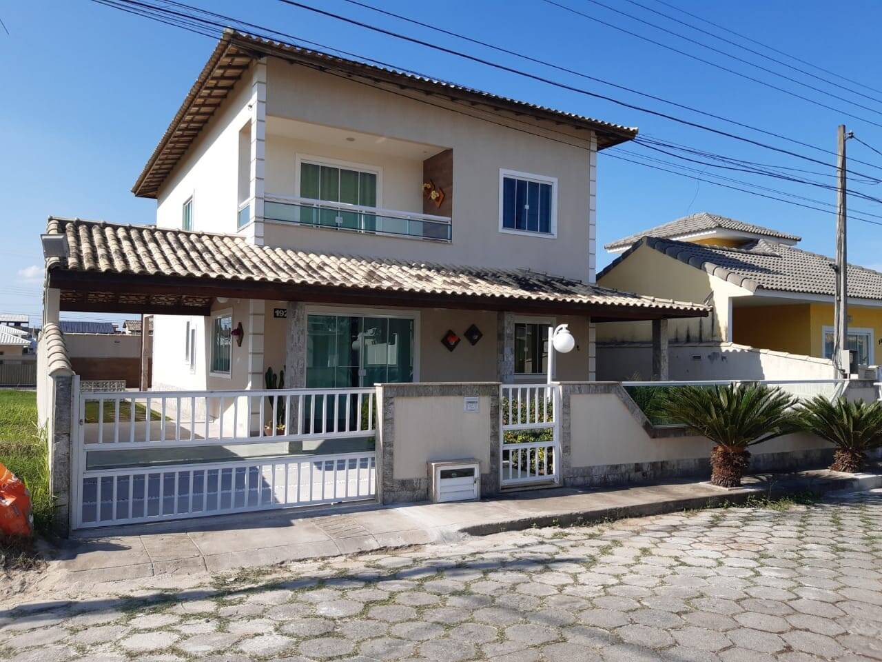 Casa de Condomínio à venda com 5 quartos, 275m² - Foto 1