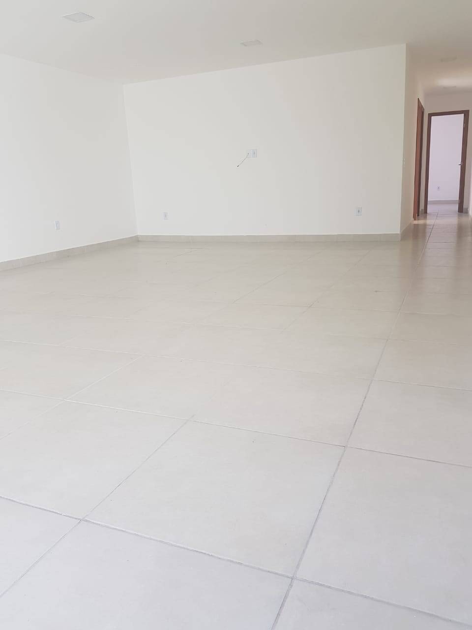 Casa à venda com 4 quartos, 197m² - Foto 5