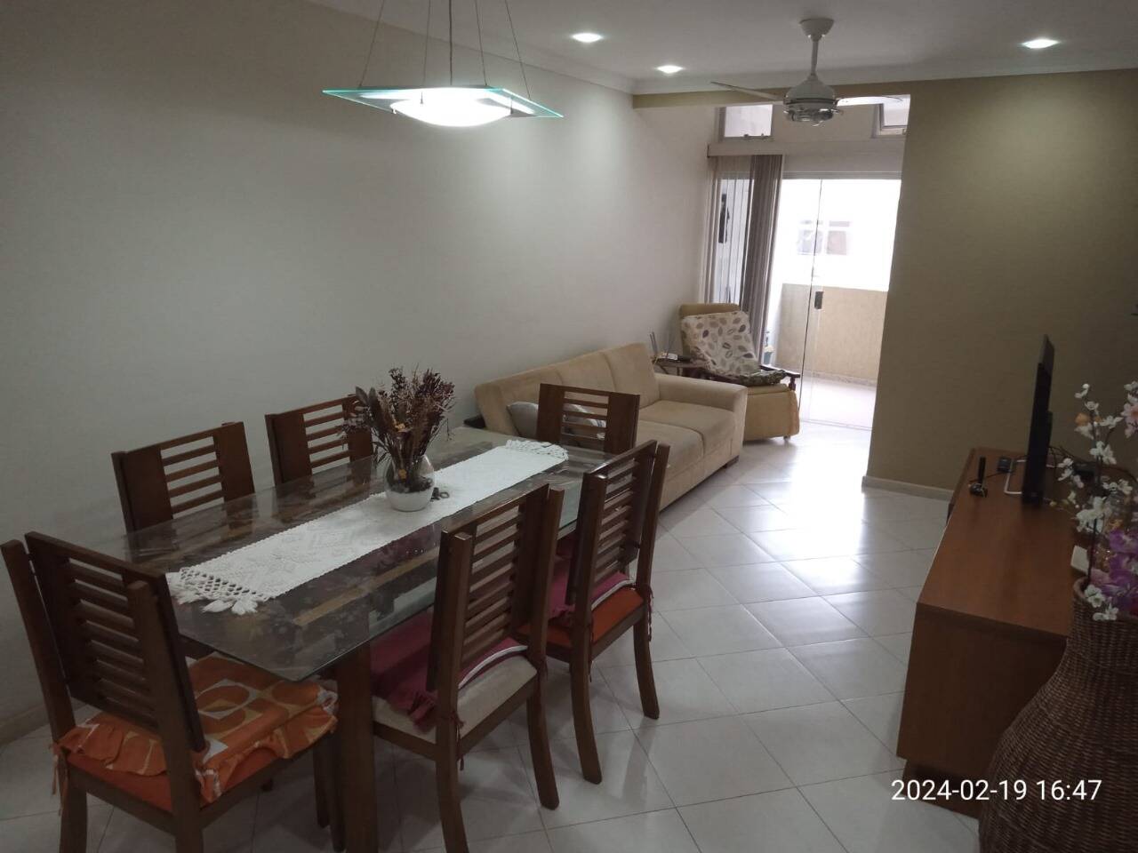 Apartamento à venda com 3 quartos, 110m² - Foto 2