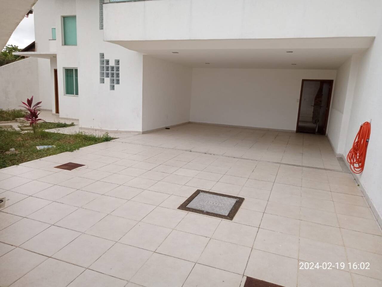 Casa à venda com 3 quartos, 547m² - Foto 2