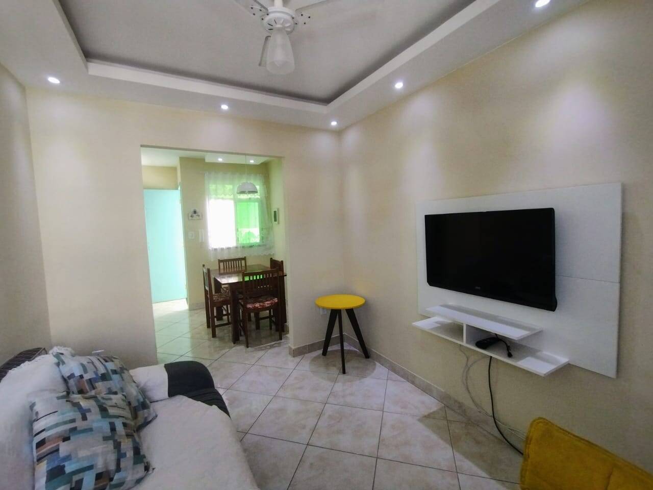 Apartamento à venda com 1 quarto, 45m² - Foto 4