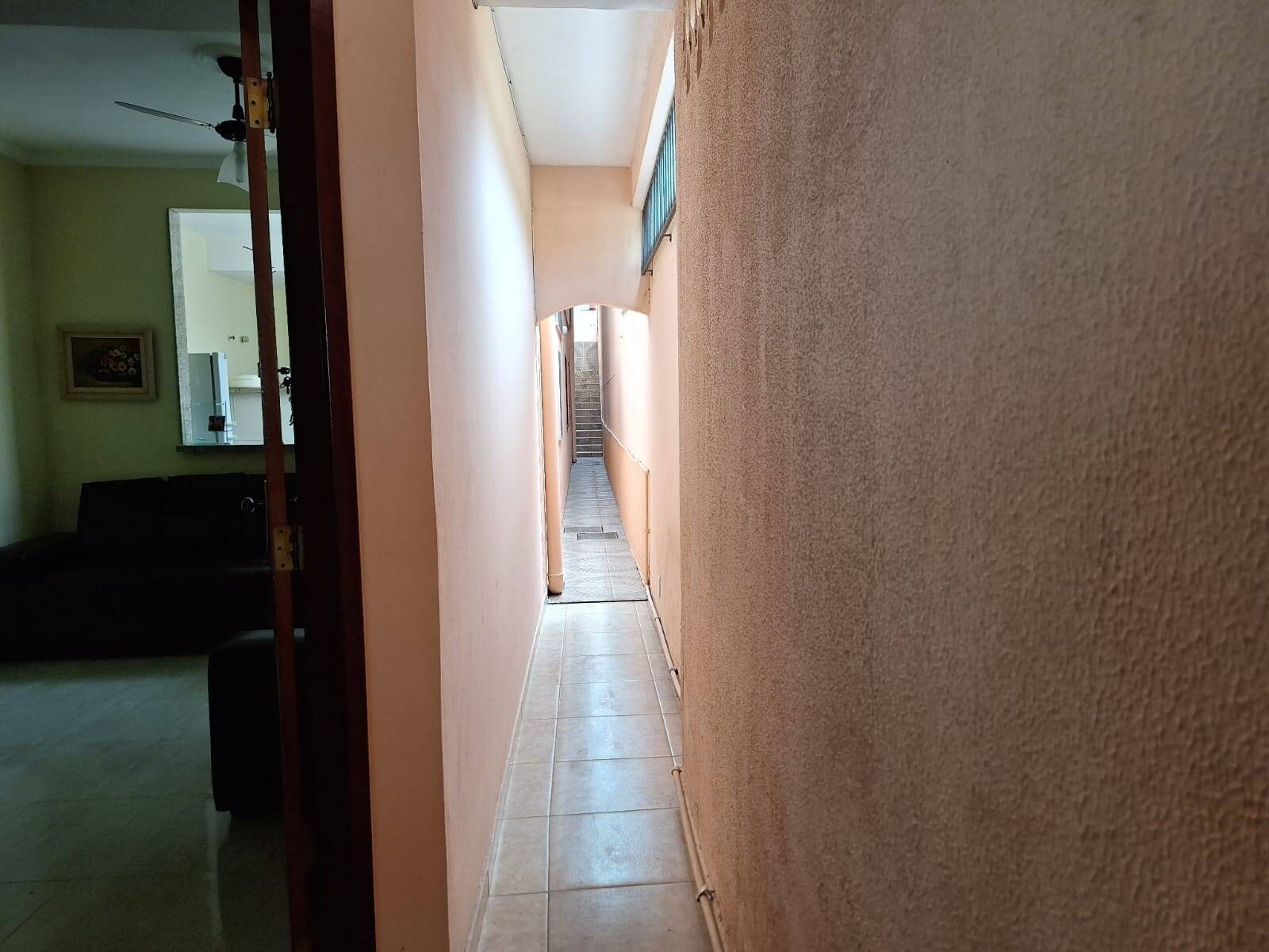 Casa à venda com 3 quartos, 213m² - Foto 13