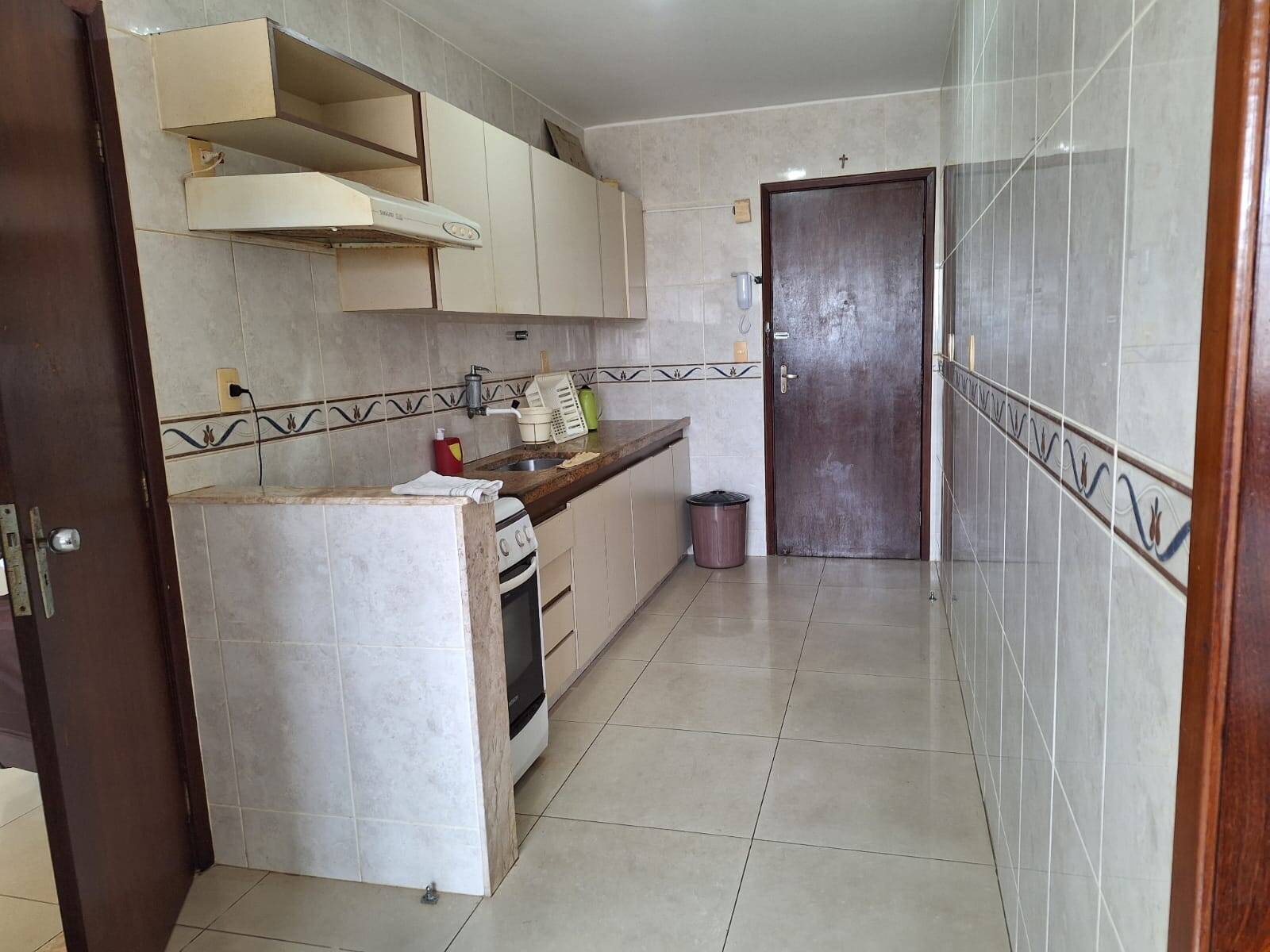 Apartamento à venda com 2 quartos, 100m² - Foto 15