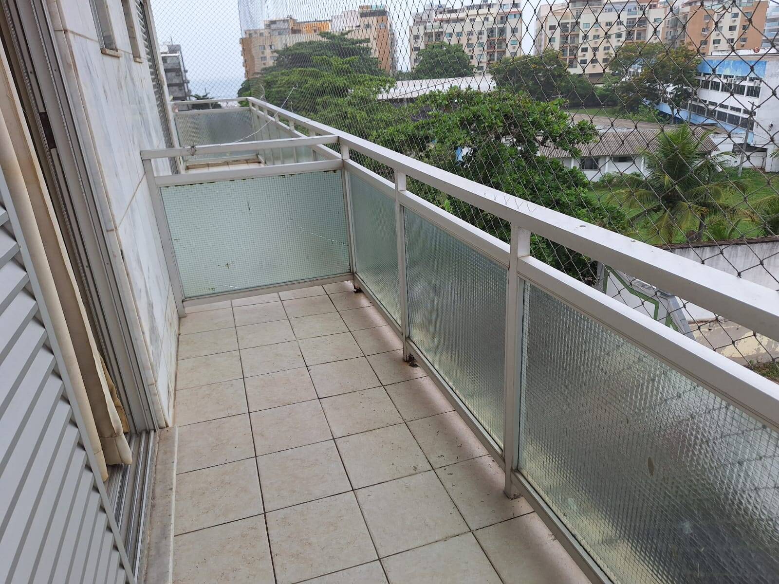 Apartamento à venda com 2 quartos, 100m² - Foto 14