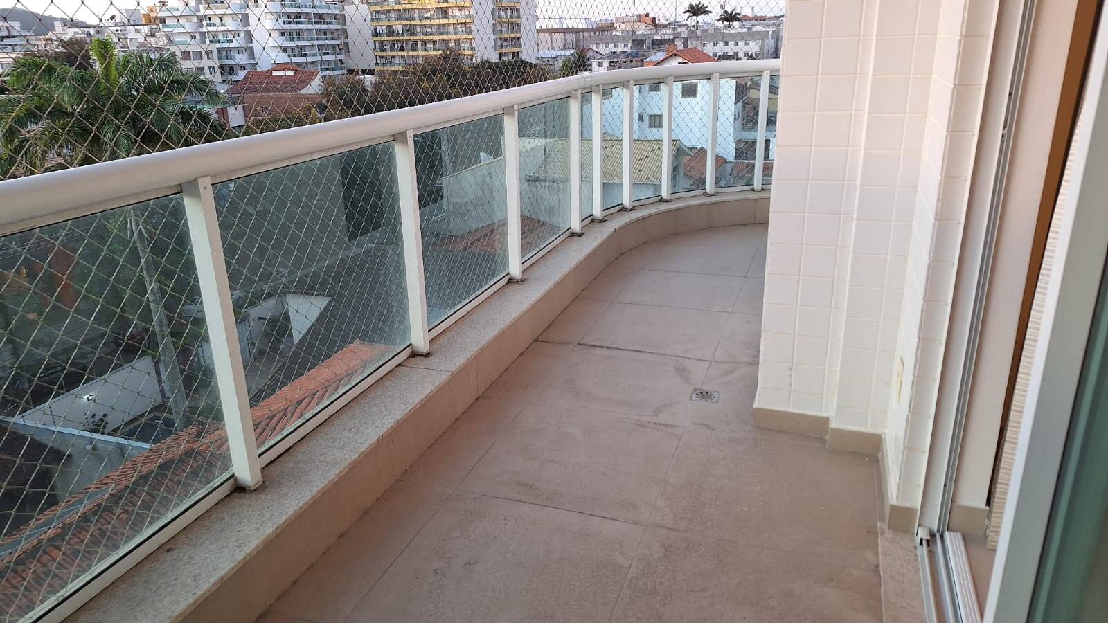 Apartamento à venda com 3 quartos, 114m² - Foto 6