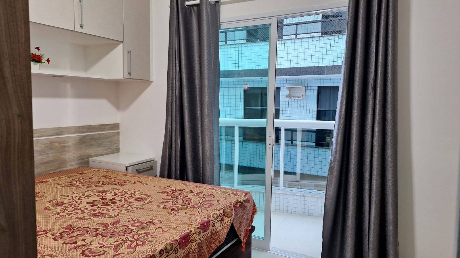 Apartamento à venda com 1 quarto, 63m² - Foto 9