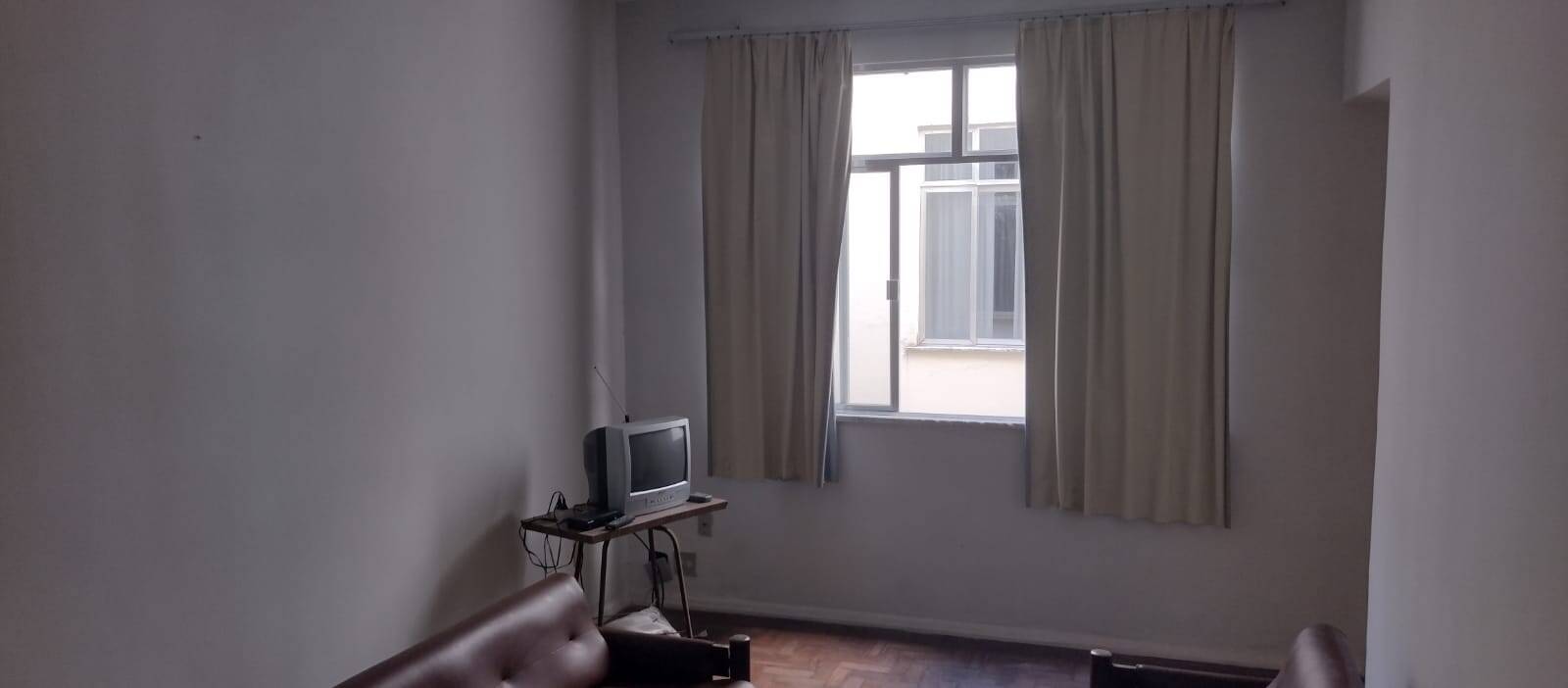 Apartamento à venda com 3 quartos, 106m² - Foto 6