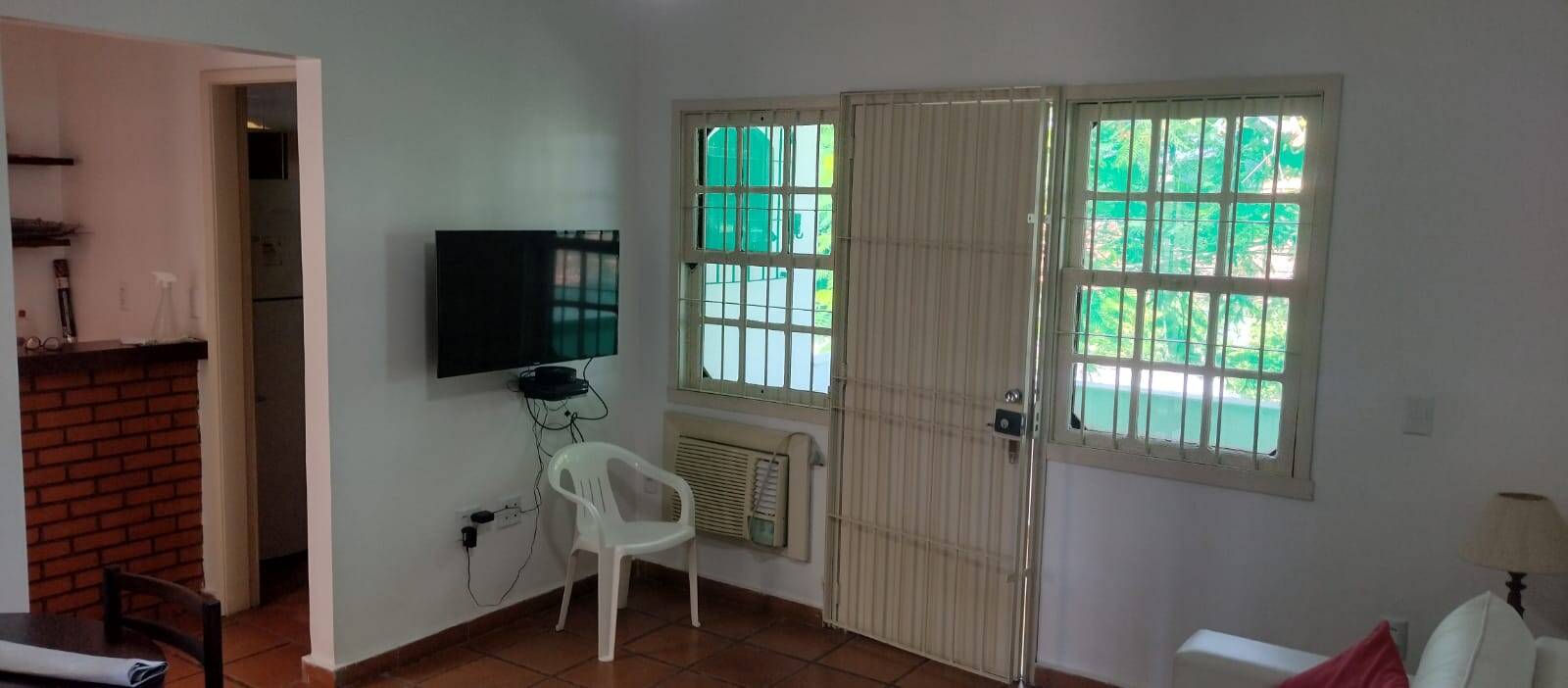 Casa de Condomínio à venda com 2 quartos, 67m² - Foto 4