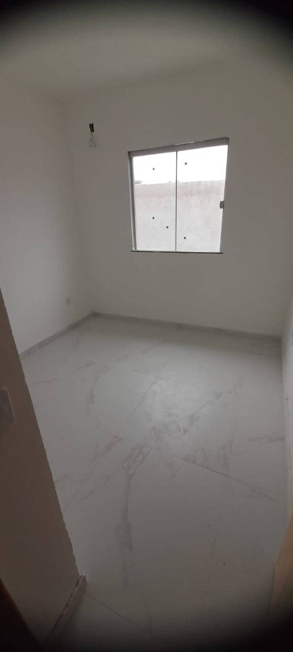 Casa à venda com 2 quartos, 56m² - Foto 9