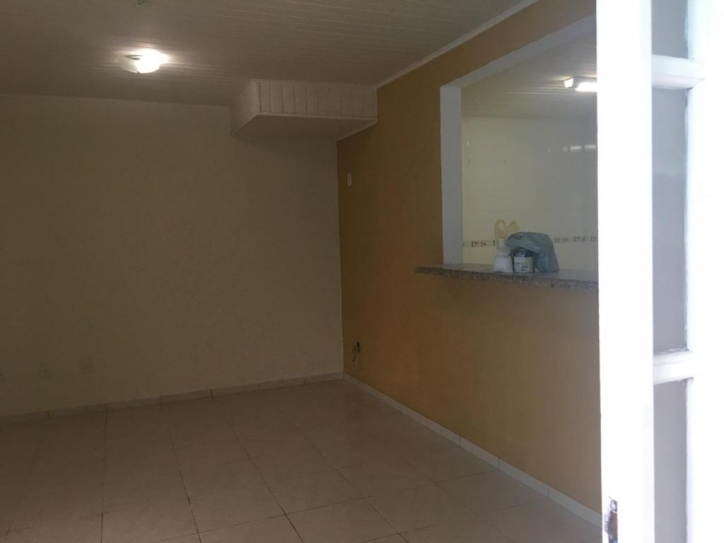 Casa à venda com 2 quartos, 170m² - Foto 3