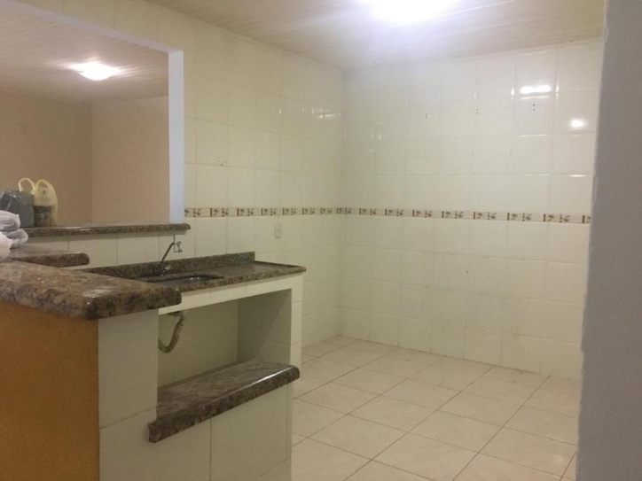 Casa à venda com 2 quartos, 170m² - Foto 9